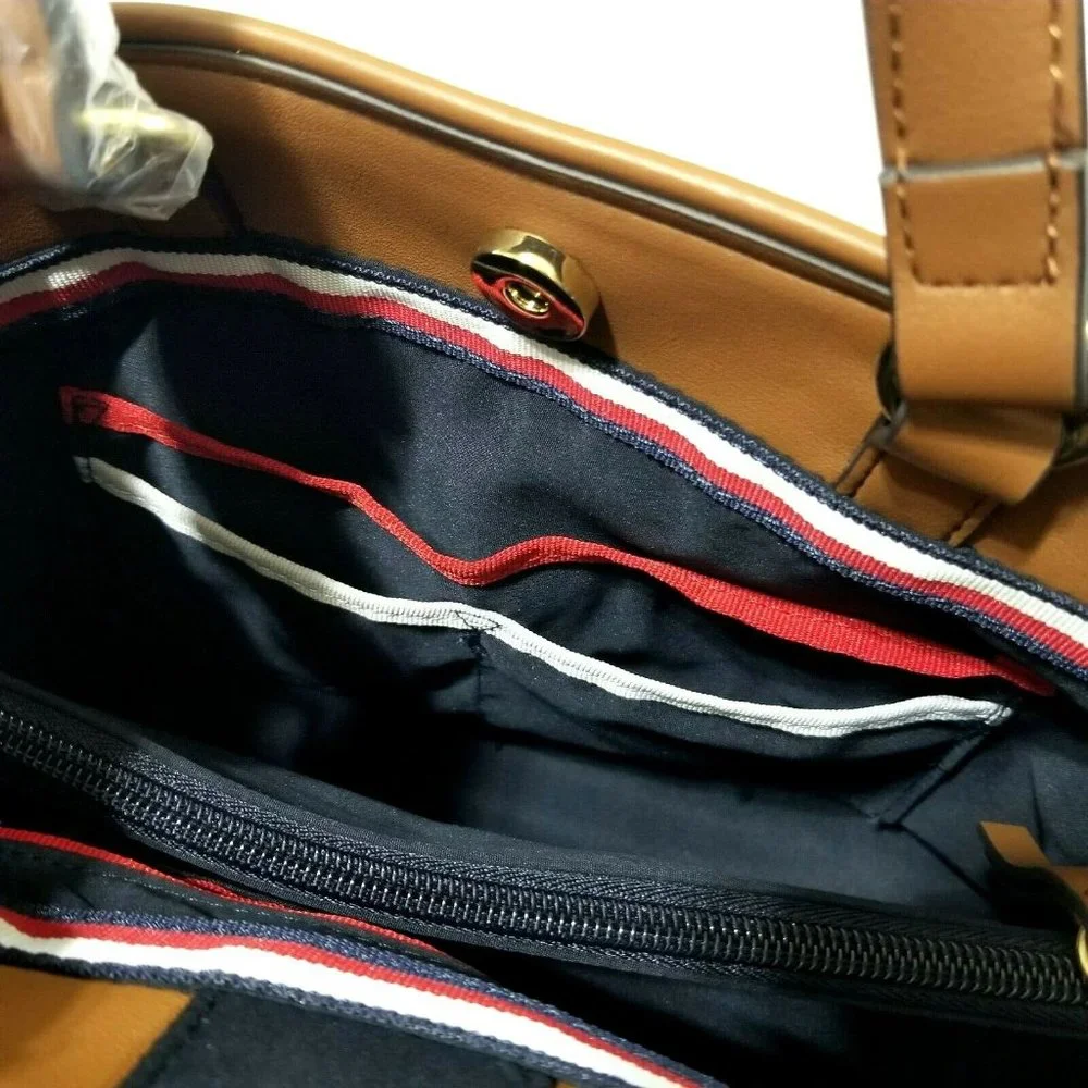 Tommy Hilfiger Shoulder Handbag Faux Leather‎ Brown Croc Embossed